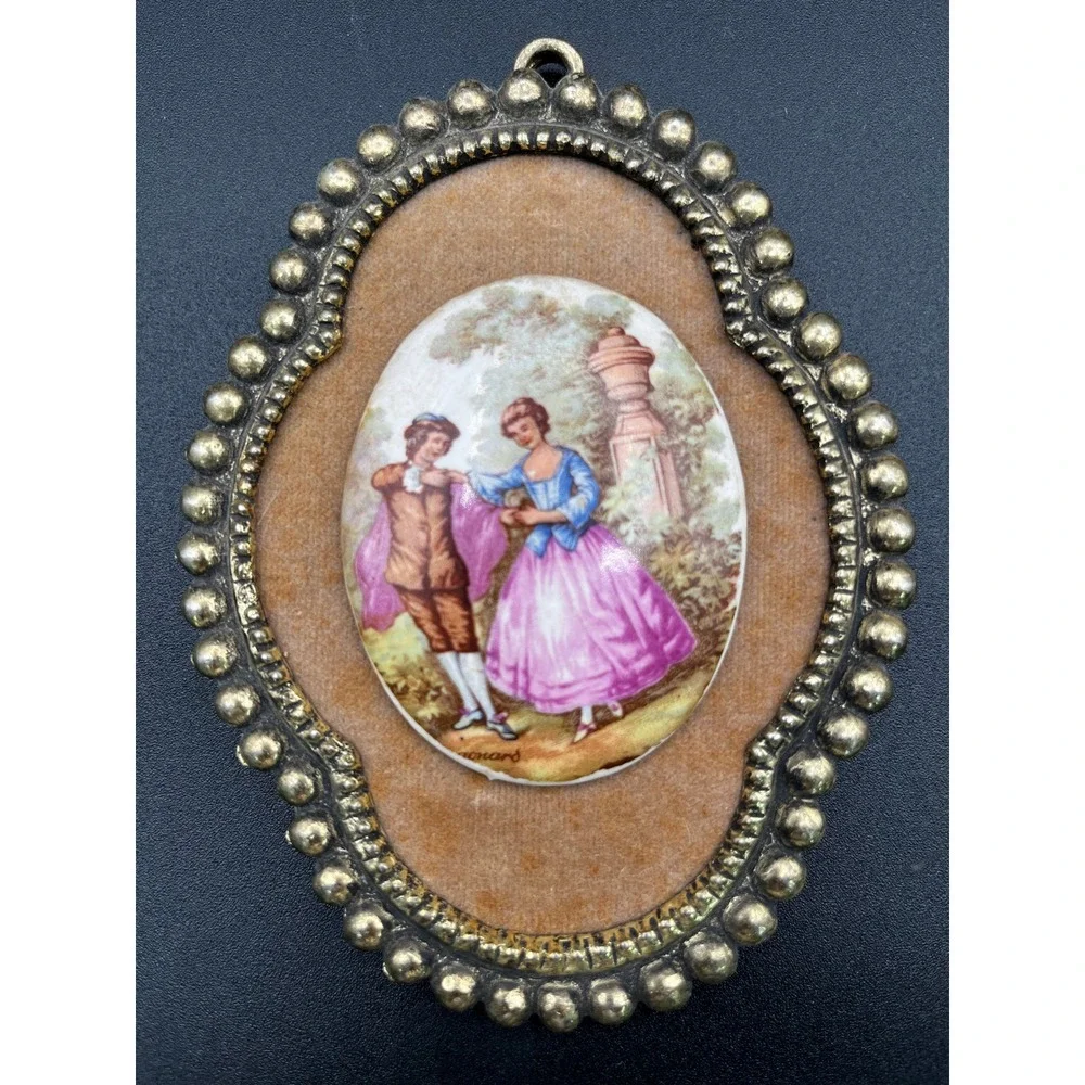 Vtg EA Riba Co Fragonard Porcelain‎ Cameo French Rococo Courting Couple Set of 2